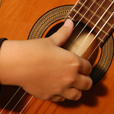 yad-shon טכניקה לנגינה בגיטרה