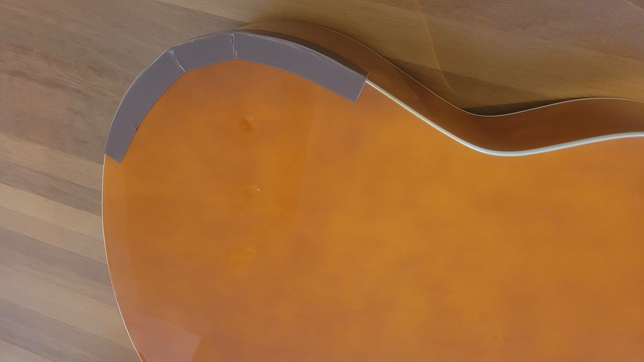 אקוסטית מקרוב