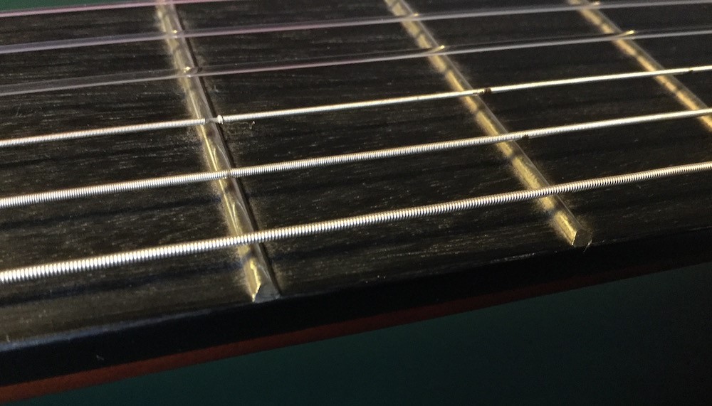 פתיל היתר קרוע