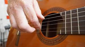 עוד נשענת טובה