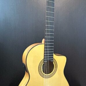 גיטרה פלמנקו Tenor - Luna CE