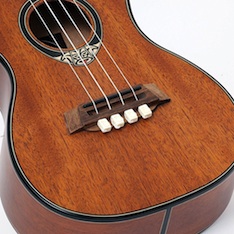 סטרינג טיי לבן ליוקללה